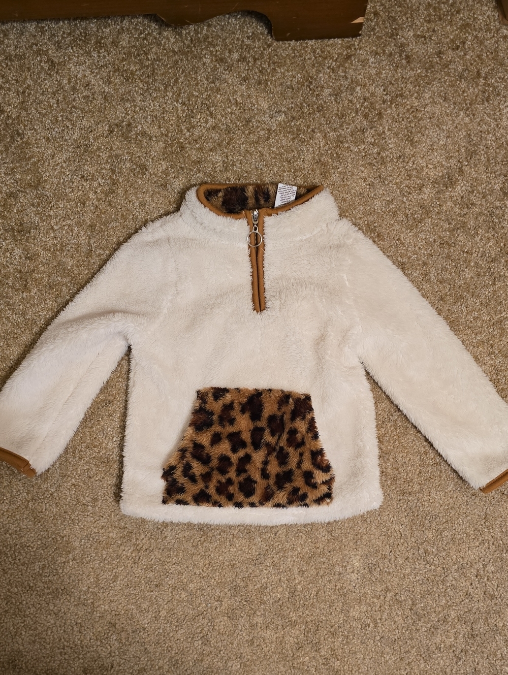 3T Cream Sherpa Pullover with Leopard Pocket